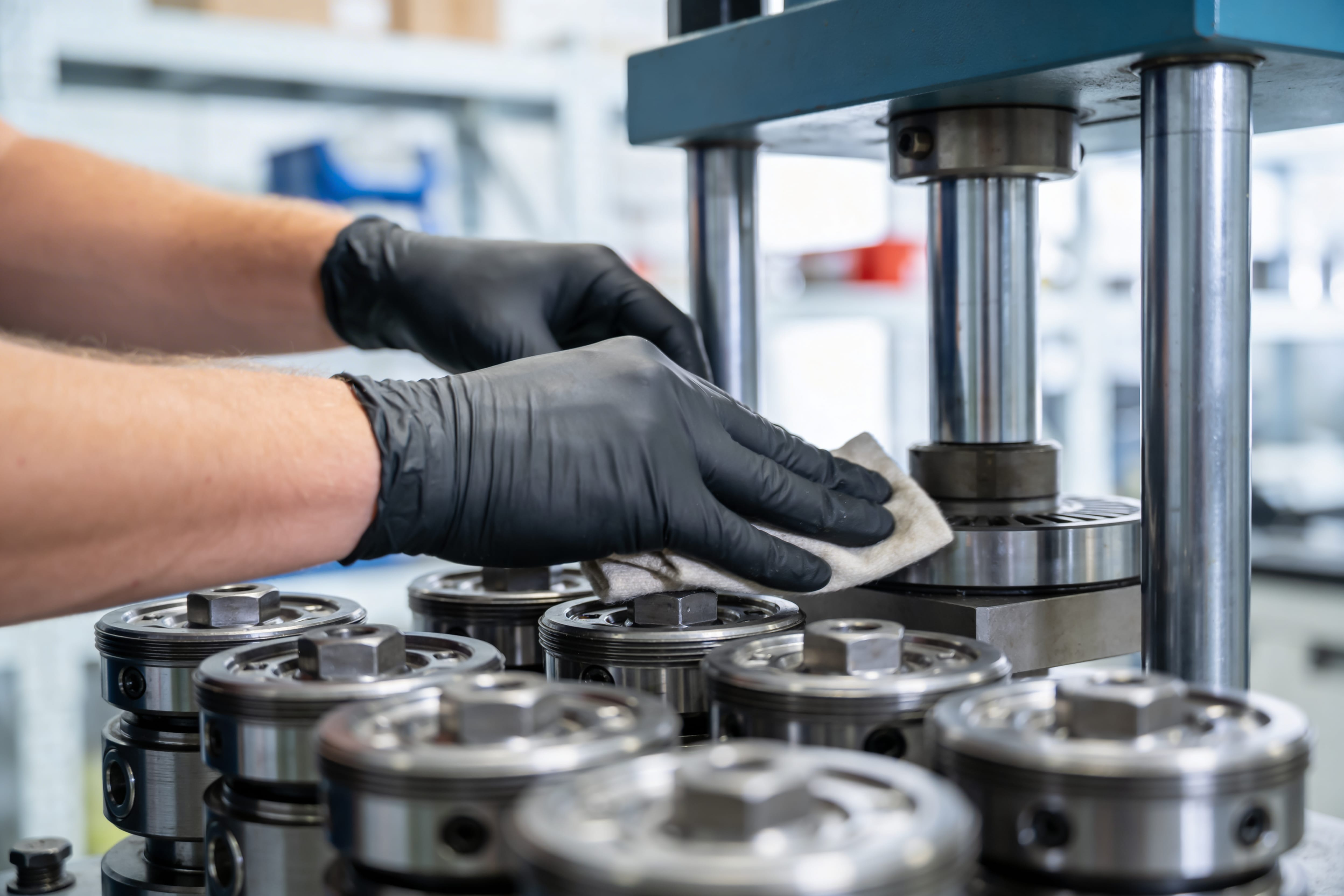 Industriebedarf Armaturen und Schläuche für die technische Montage